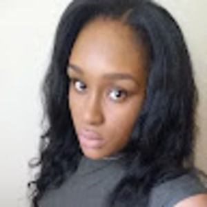 Meet your Posher, Shana